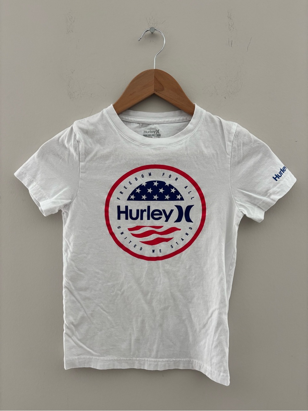 Hurley Freedom for All Patriotic Graphic T-Shirt Boys Small White USA Flag Tee